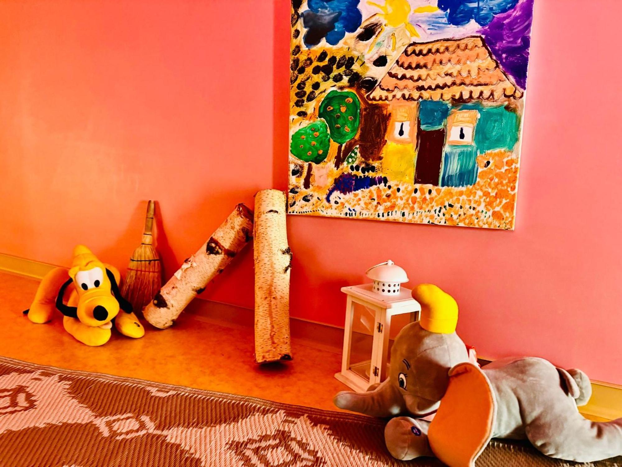 Bookeinfach Bad Ems - Private - Sauna Jacuzzi Whirlpool Swimmingpool Alahna Sup Beachvolleyball Billiards Ping Pong Cinema Theater Music Disco Ball Bbq Und Parkplaetze المظهر الخارجي الصورة