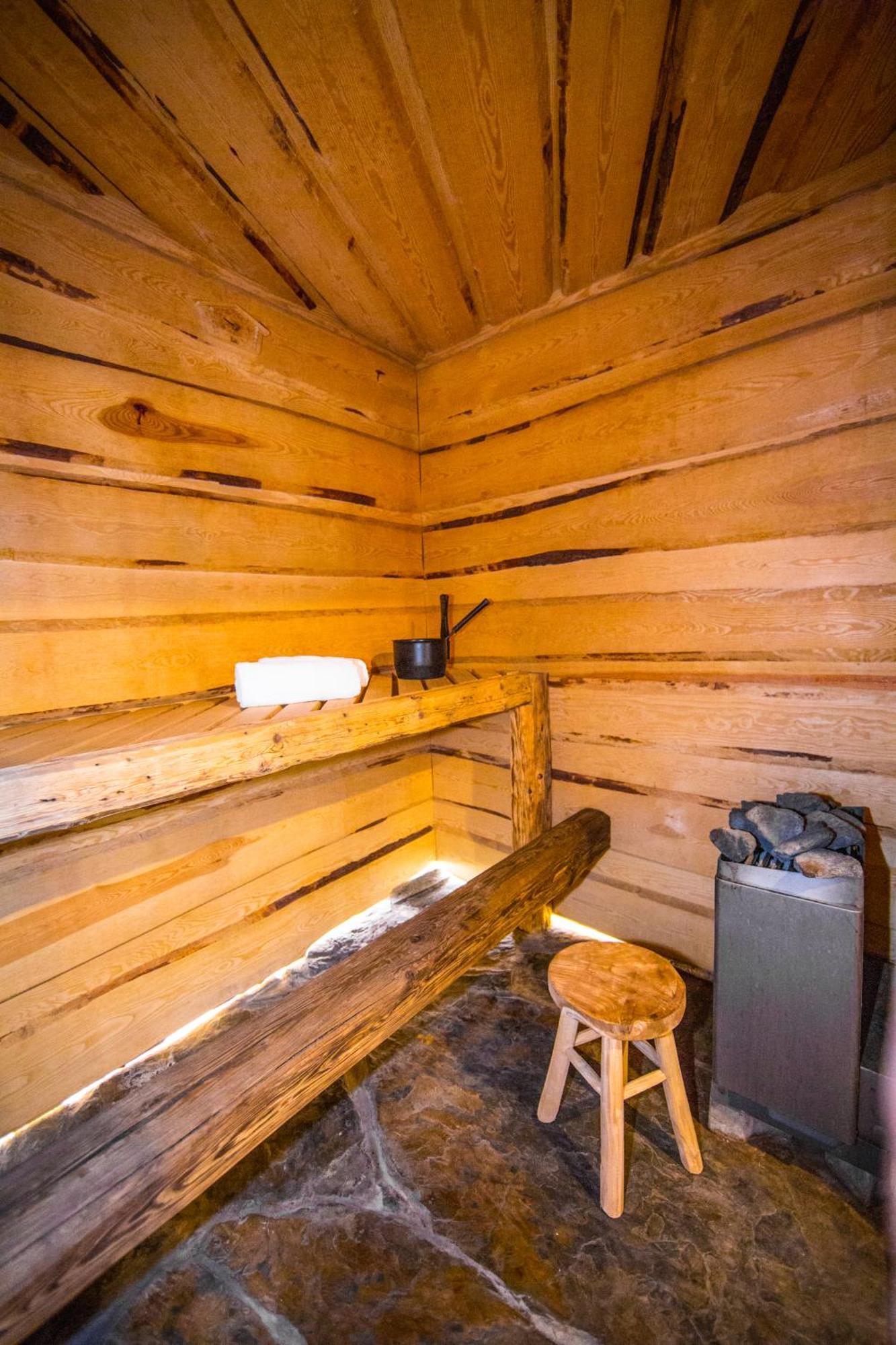 Bookeinfach Bad Ems - Private - Sauna Jacuzzi Whirlpool Swimmingpool Alahna Sup Beachvolleyball Billiards Ping Pong Cinema Theater Music Disco Ball Bbq Und Parkplaetze المظهر الخارجي الصورة